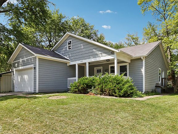 3rd image of 4002 Downes Dr