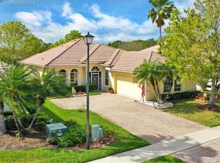 3810 NW Royal Oak Dr, Jensen Beach, FL 34957