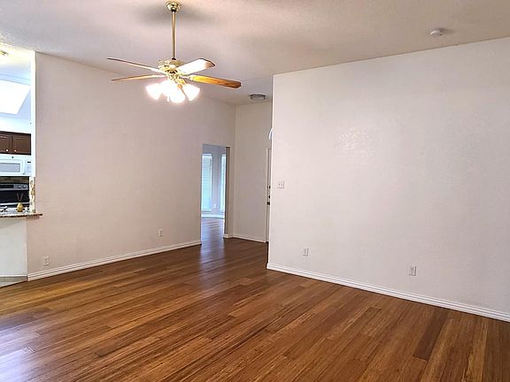 3rd image of 7605 Kingston Dr