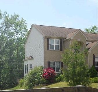 2nd image of 903 Gray Dr