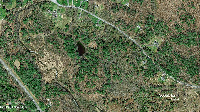 4th image of L24 All Peats Bed Road