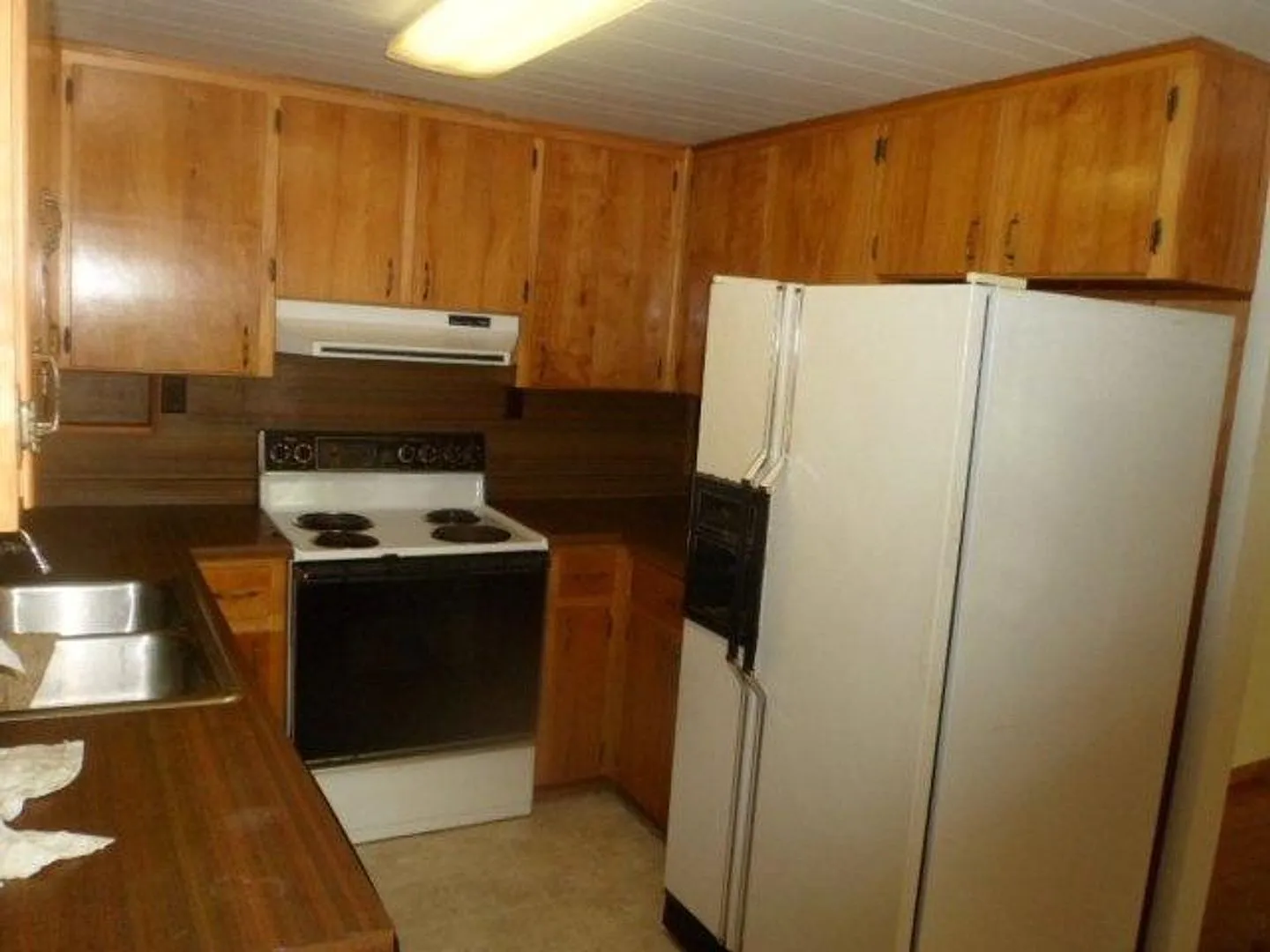 1349 Firefly Road — Photo 3
