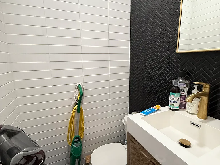 319 Baltic St #15 — Photo 12