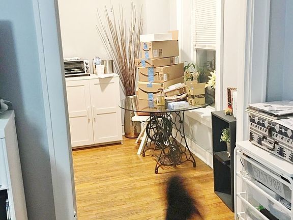 5th image of 1500 W 37th St APT 15