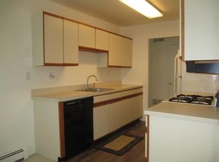 100 Hillside Dr APT B14, Middletown, NY 10941