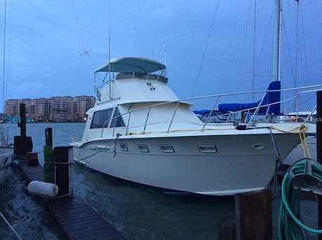 2nd image of 200 Windward Psge #1