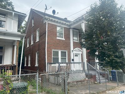 270 East Avenue, Bridgeport, CT, 06610