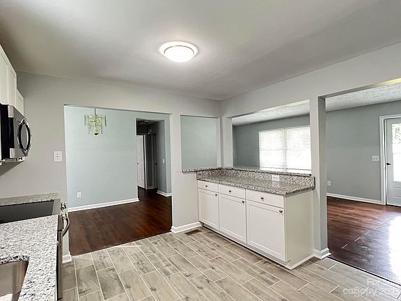 4th image of 7600 Denon Hills Dr