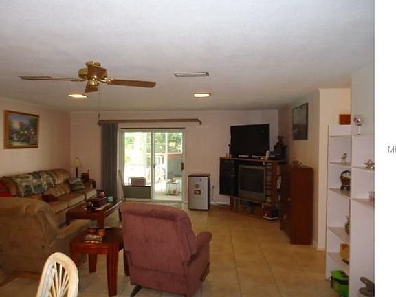 2nd image of 205 Skyland Ct E