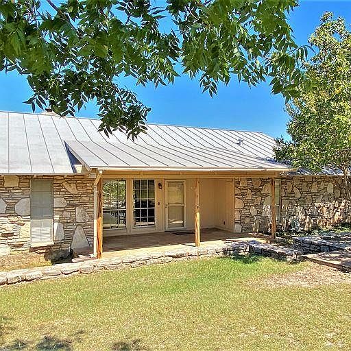 1st image of 315 Cave Springs Dr W