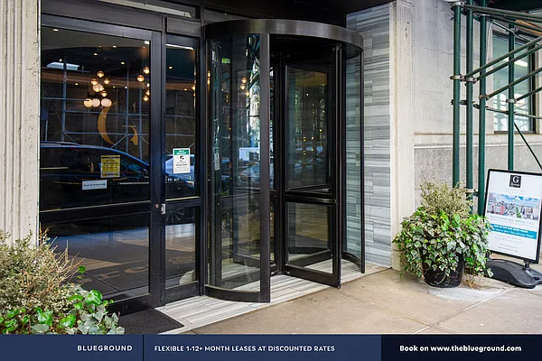 Rented by The Blueground | media 39