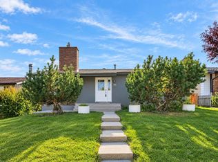 1115 Marcombe Cres NE, Calgary, AB T2A 4H8