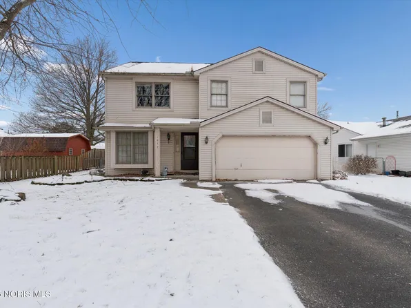 1957 Carvelle Dr, Northwood, OH 43619