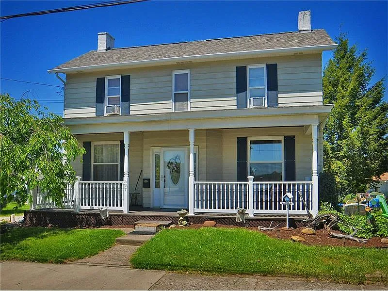527 Speer St photo 1