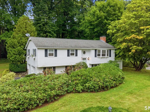 80 Little Brook Road, New Hartford, CT 06057