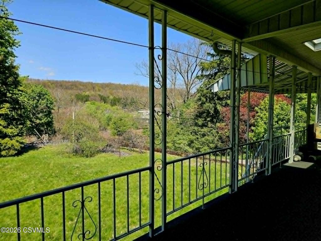 401 W Ave, Mount Carmel, PA - View 6