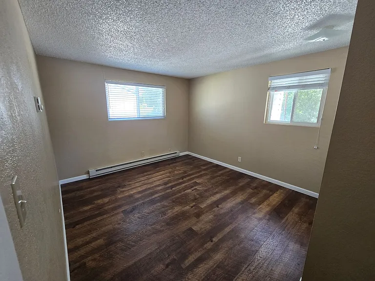 1715 Center Ave #15 — Photo 82