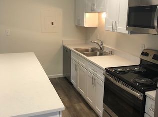 15455 10th Ave SW APT 206, Seattle, WA 98166