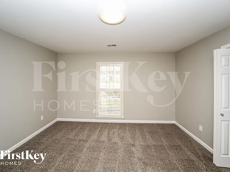6705 Kirby Trace Cv — Photo 9