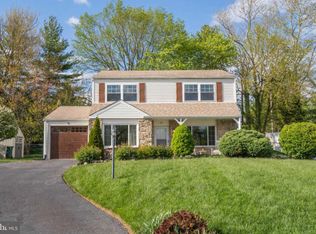 37 Lisa Ln, Conshohocken, PA 19428