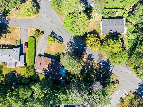 2nd image of 3990 Haro Rd