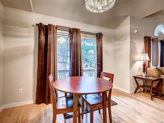 5th image of 2492 S Scranton Way