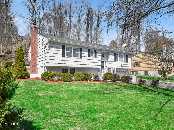 75 Glenville St, Greenwich, CT 06831