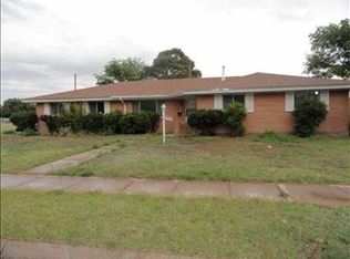 2001 Barnett Dr, Roswell, NM 88203