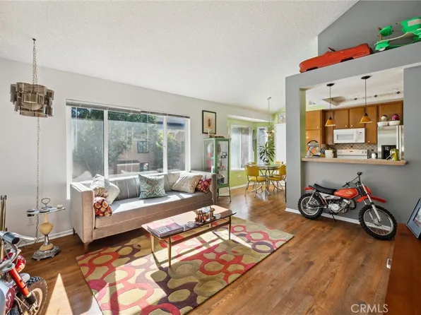 155 N Singingwood St Unit 50, Orange, CA 92869