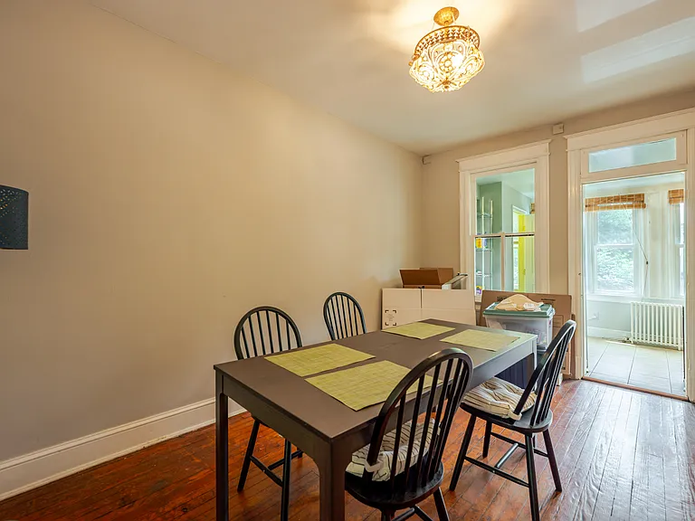 505 Kentucky Ave SE — Photo 32