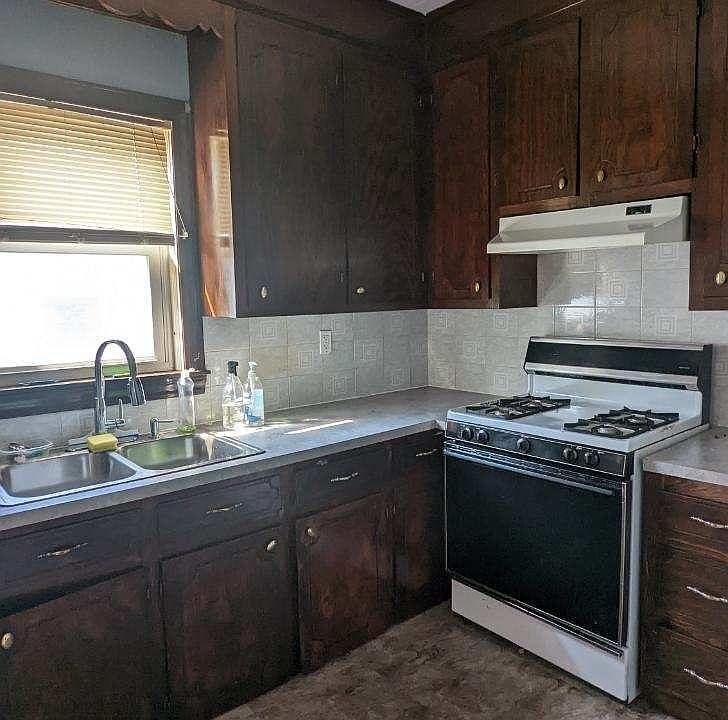 59 Pitman St FRONT 3, Fall River, MA 02723 Zillow