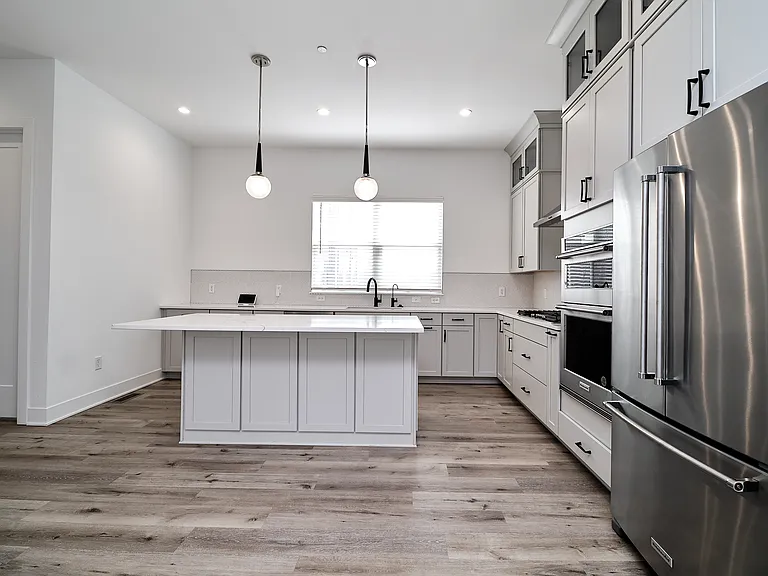 Gourmet kitchen!