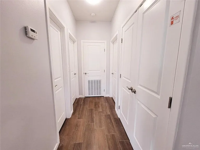 3409 Fuerte Ave #1 — Photo 7