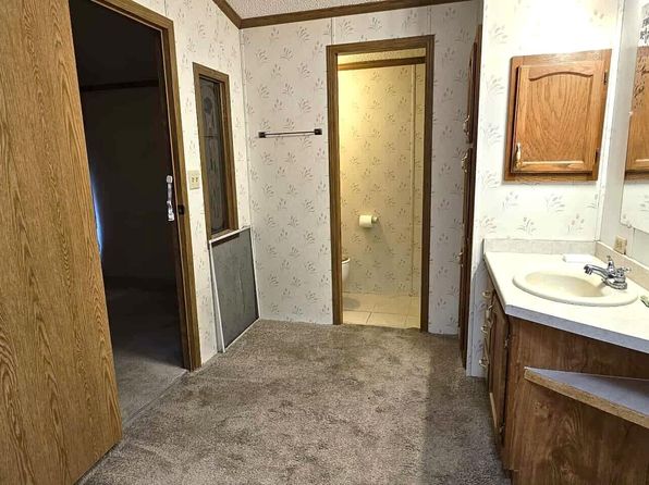 2138 Arrowhead Dr, Muskegon, MI 49442