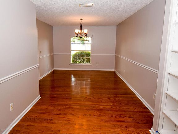 4th image of 3351 Deerfield Pointe Dr