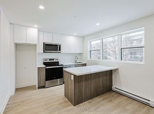 100 Liberty St N #6B, Clarington, ON L1C2M1