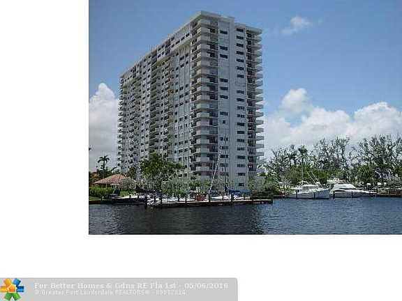 3rd image of 3200 Port Royale Dr N APT 2106