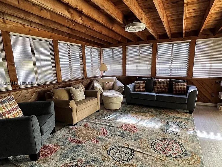 28 Eagle Dr #28 — Photo 4