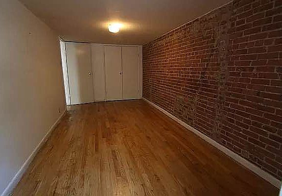 5th image of 10 W 76th St APT 2A