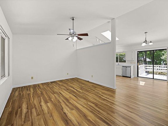4th image of 3312 Bearskin Ct