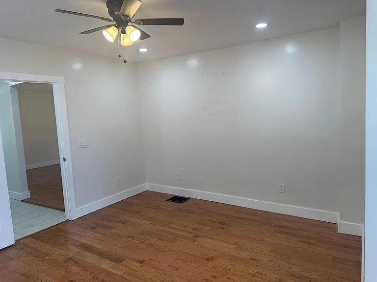 5916 Nicholson St — Photo 23