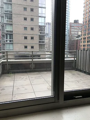 Rented by Chelsea Tower | media 7