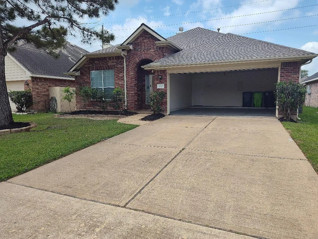 3 bed, 1855 sqft, $1,800 — Photo 3