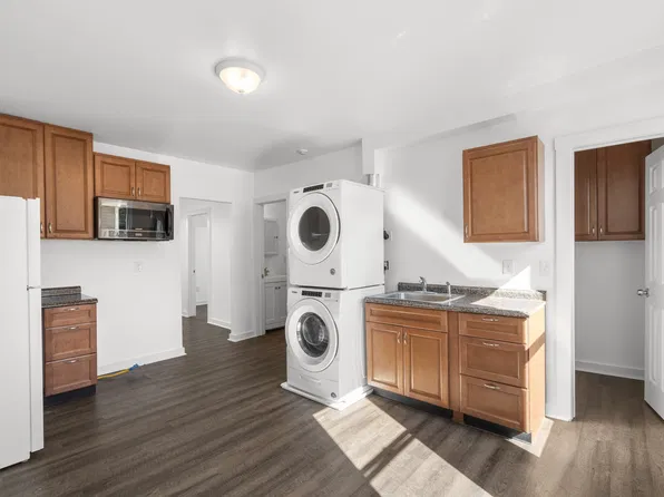 841 East St, New Britain, CT