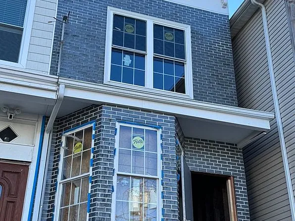 275 Forrest St, Jersey City, NJ 07304