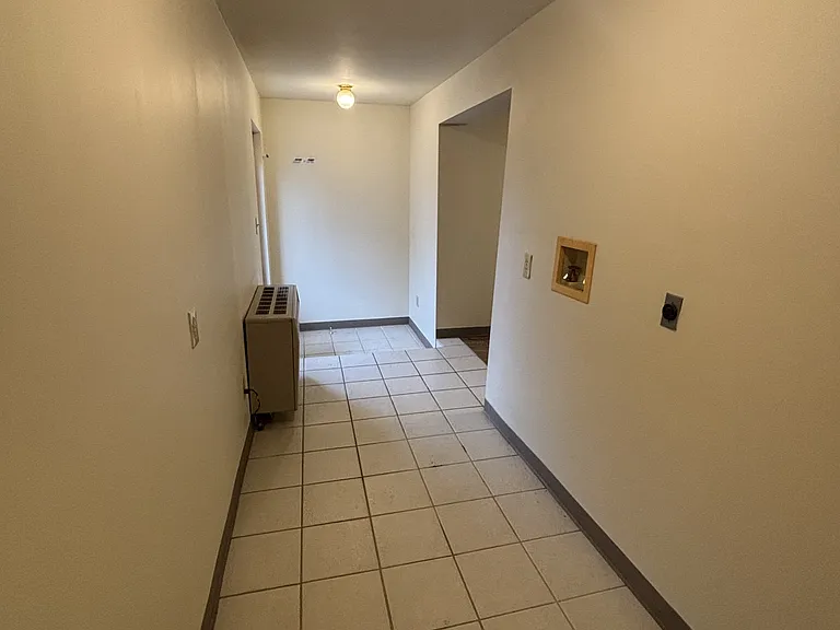 15 Johnston Ave — Photo 4