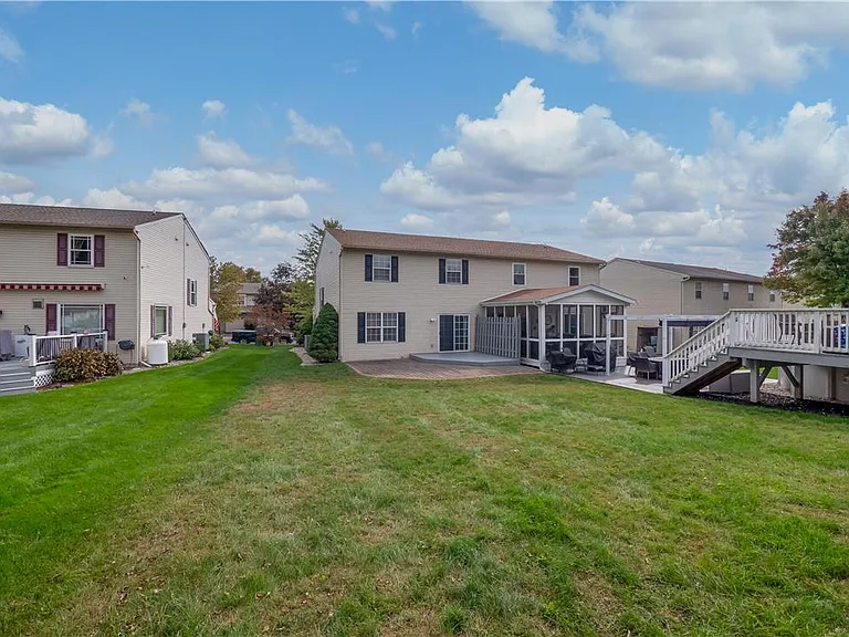 43 Olde Penn Dr — Photo 26