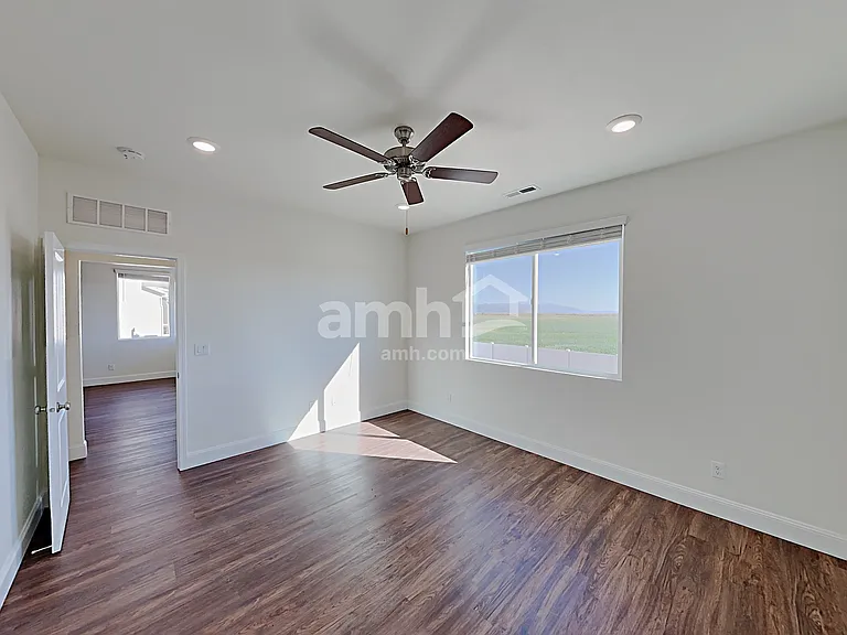 2701 W 3400 S — Photo 9