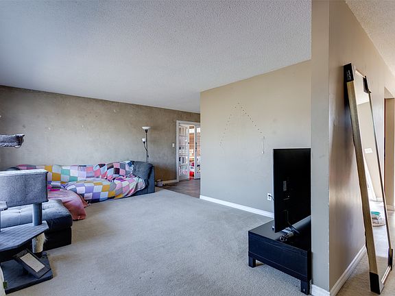 4th image of 1335 Aldon Rd