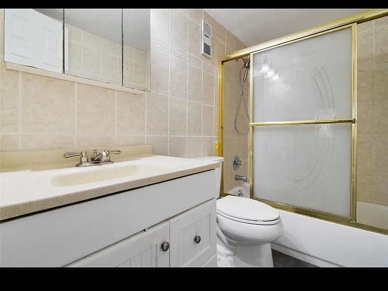 3254 S Semoran Blvd #11 — Photo 15